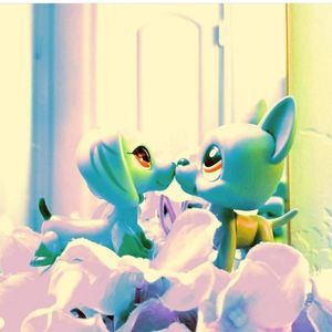 Meet your Posher, Julieann